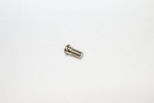 Load image into Gallery viewer, Oakley Gauge 8 Screw And Screwdriver Kit | Replacement Kit For Oakley Gauge 8 4124 (Lens/Barrel Screw)