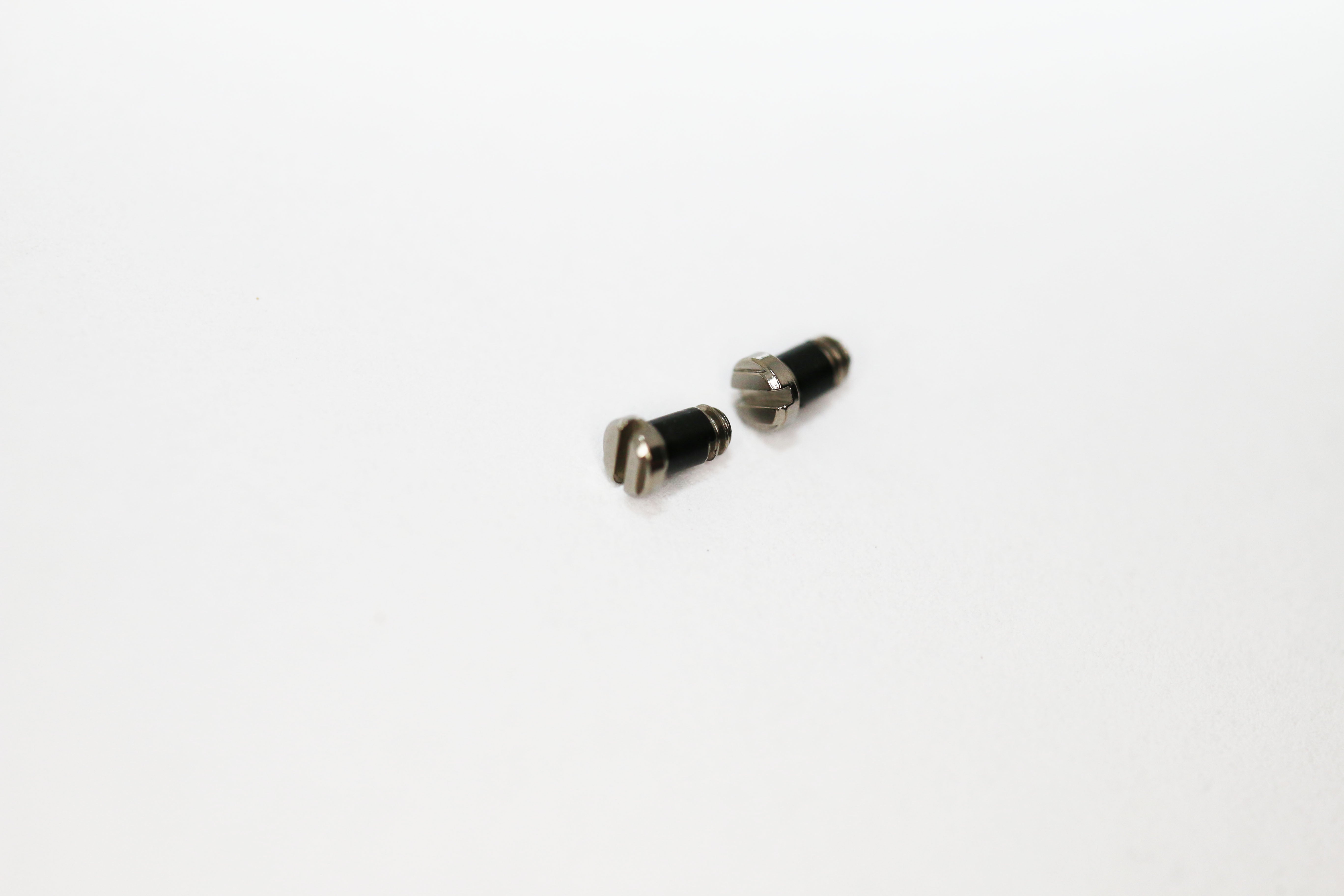 Rb3576n screws store